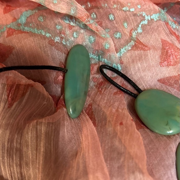 Runway village designer double sided swirl green yellow resin necklace. - Picture 4 of 4